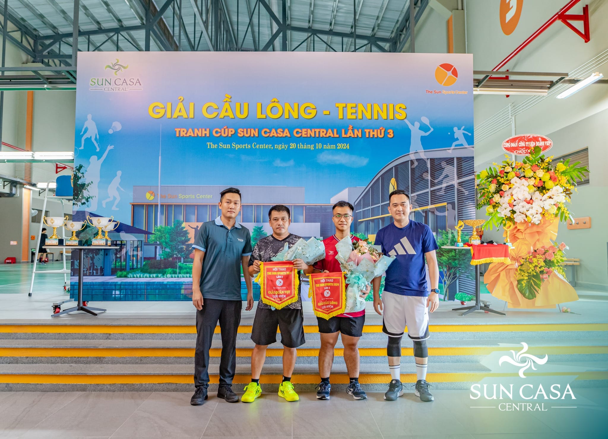 Hội Thao Giải Đấu Cầu Lông và Quần Vợt Tại The Sun Sports Center - The Sun Sport Center - Khu đô thị phức hợp Sun Casa Central - suncasacentral.biz